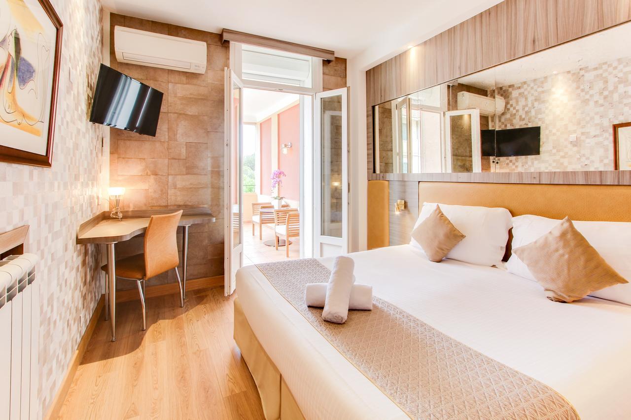 Hotel Provencal Bandol Luaran gambar